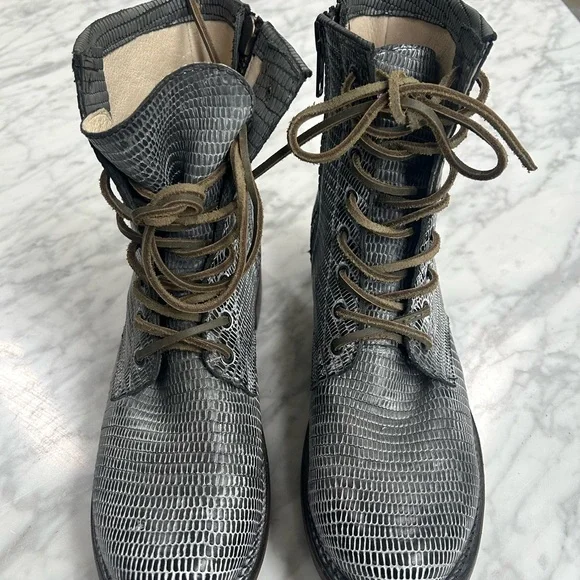 Freebird Gray Lace-Up Ankle Leathrt Boots Size 11 - Picture 5 of 9